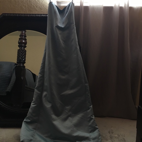 Gorgeous BCBG Gown - Picture 2 of 4